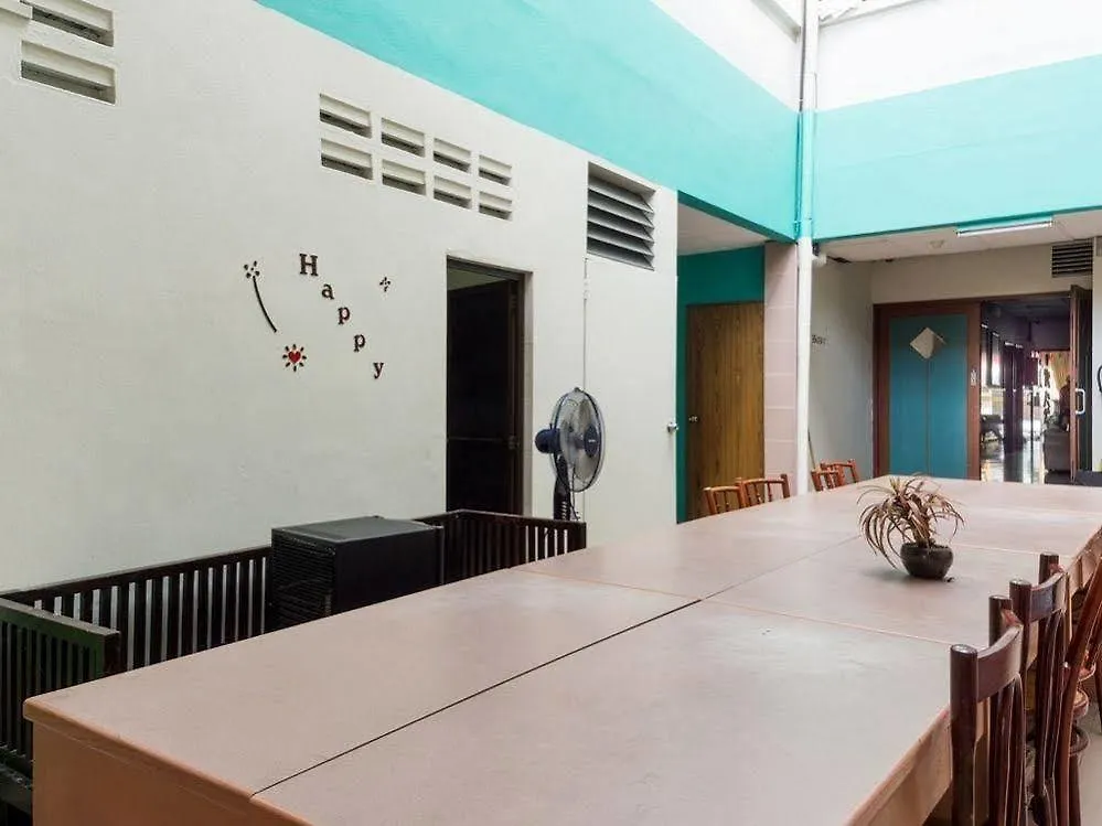 ***  فندق سنغافورةفي  Reddoorz Near Aljunied Mrt سنغافورة